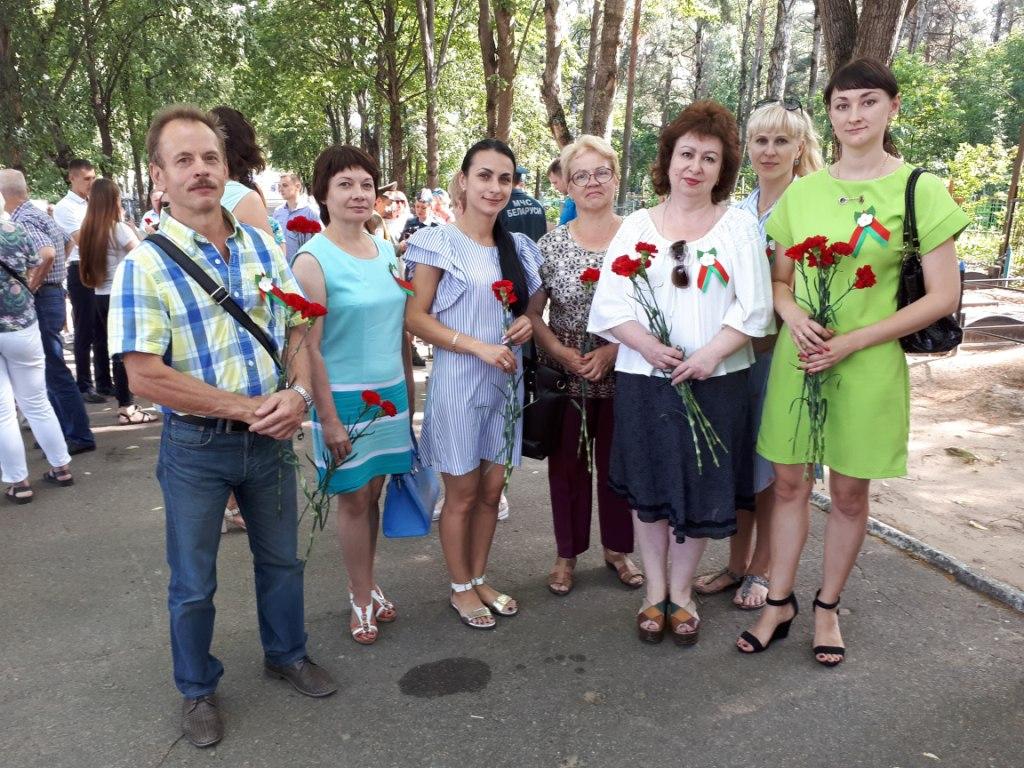 ОАО «БЗМП» приняло участие в митинге у Братской могилы воинам Советской Армии, погибших в боях при освобождении г. Борисова