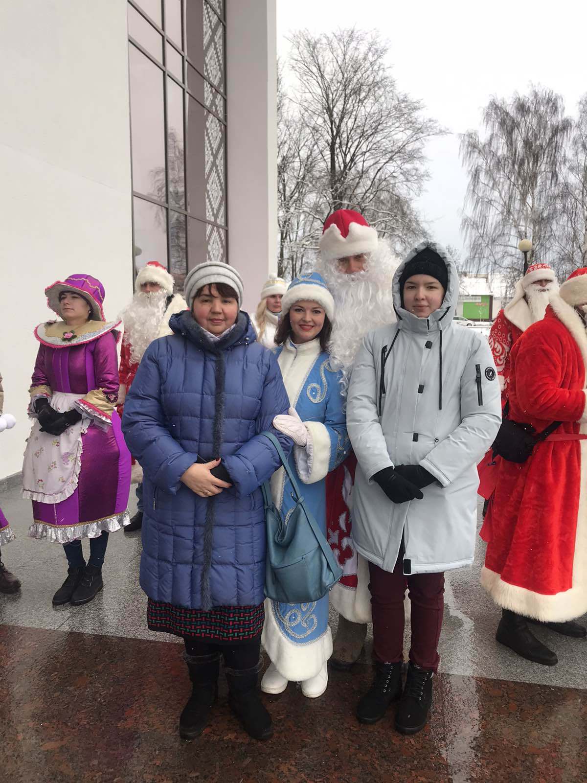 Областной парад Дедов Морозов и Снегурочек