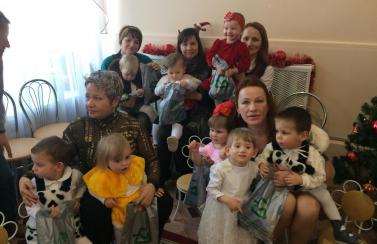 «Чудеса на Рождество» — в рамках благотворительной акции представители ОАО «БЗМП» посетили Борисовский Дом ребенка